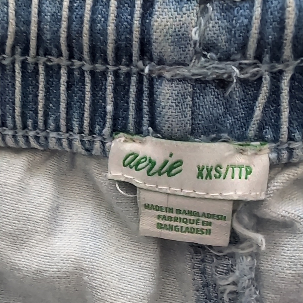 ⭐3/$15 Aerie Chambray Shorts - Picture 3 of 9